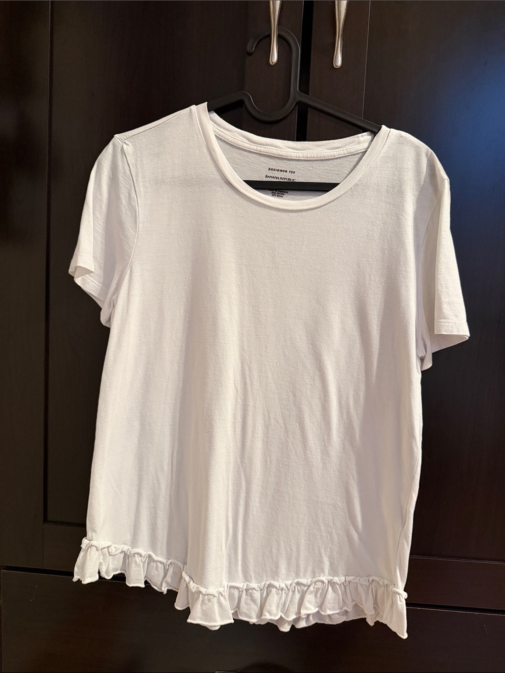 BANANA REPUBLIC Women’s White Ruffle-Hem Short Sleeve DesignerTee
